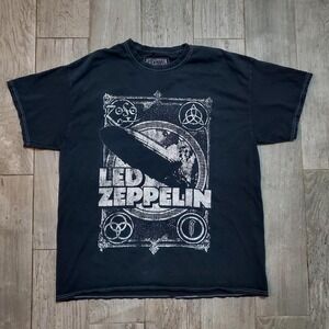 Led Zeppelin Black T-Shirt‎ size Medium vintage print blimp logo